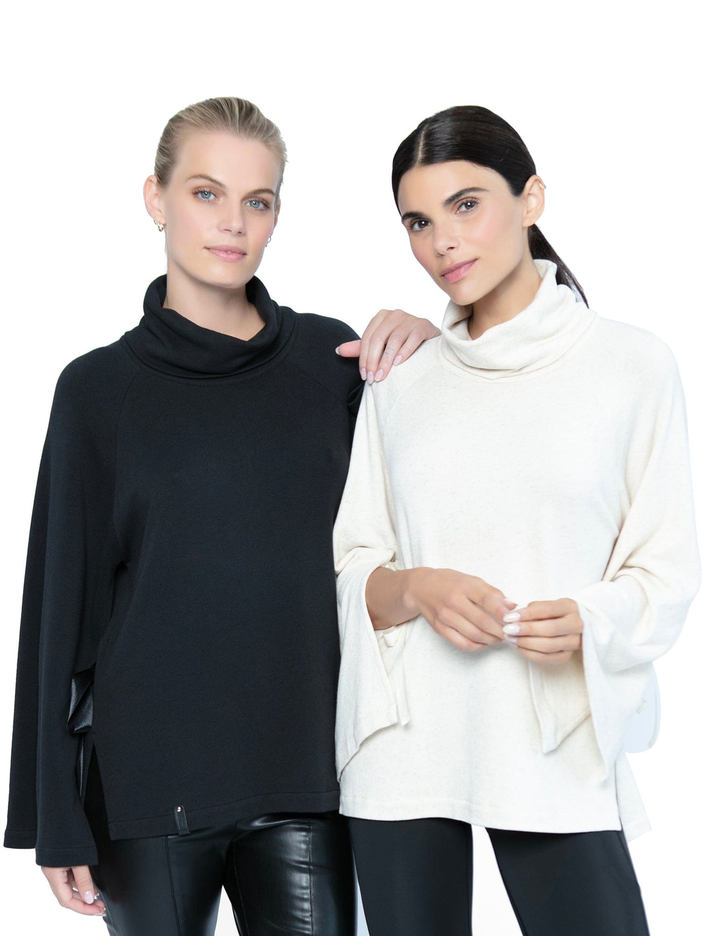 InEmergence  Turtle Knit Weightless Cape - Black